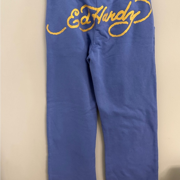 **SOLD ON MERCARI**Ed Hardy women’s sweatpants Size small Wide Leg White Tiger - Picture 5 of 6